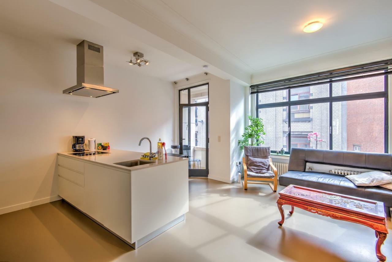 The Meir Lodge. Apartments In Heart Of Антверпен Экстерьер фото